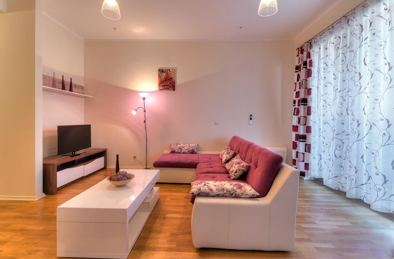 Apartments Harmonia Colours Budva Bagian luar foto