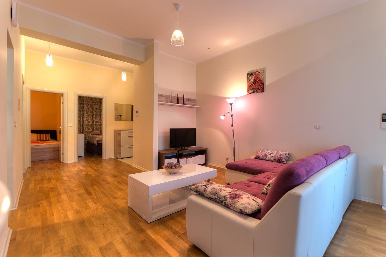 Apartments Harmonia Colours Budva Bagian luar foto
