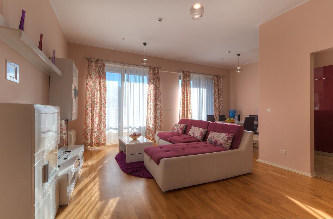 Apartments Harmonia Colours Budva Bagian luar foto