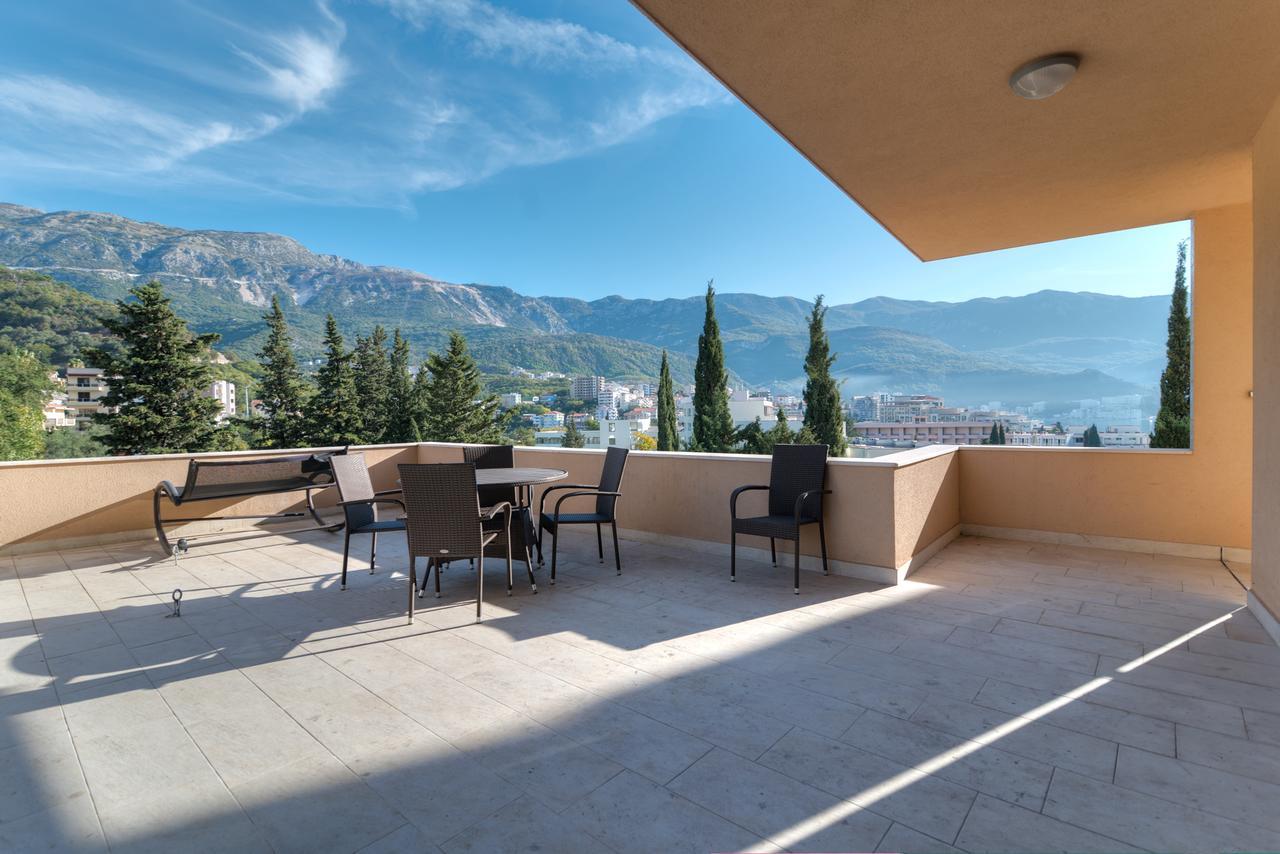 Apartments Harmonia Colours Budva Bagian luar foto