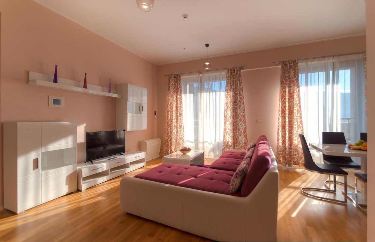 Apartments Harmonia Colours Budva Bagian luar foto