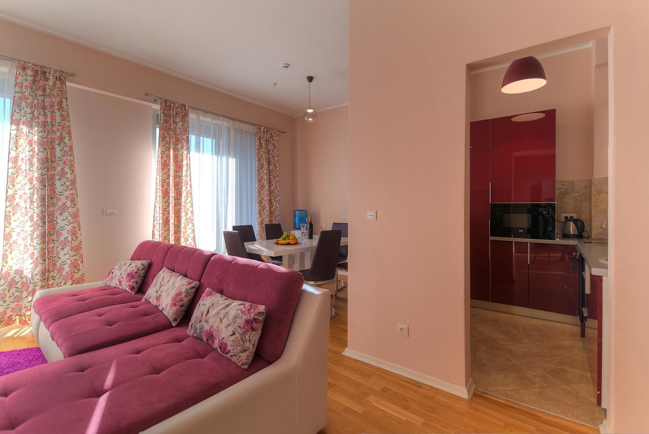 Apartments Harmonia Colours Budva Bagian luar foto