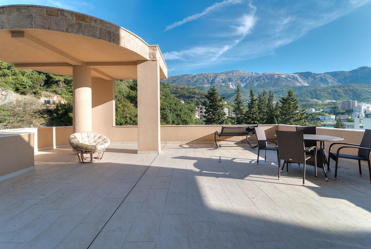 Apartments Harmonia Colours Budva Bagian luar foto