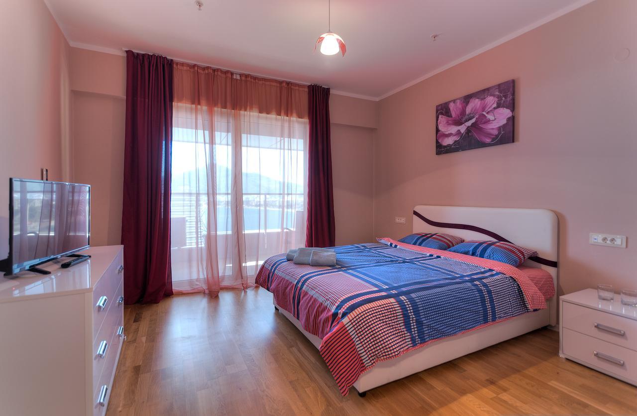Apartments Harmonia Colours Budva Bagian luar foto